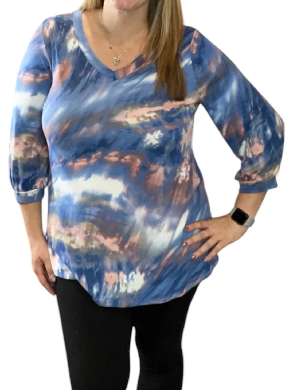 Fast Fashion Favorites Glamorous Evening Wear Sunset Sky 3/4 Sleeve Top In Blue