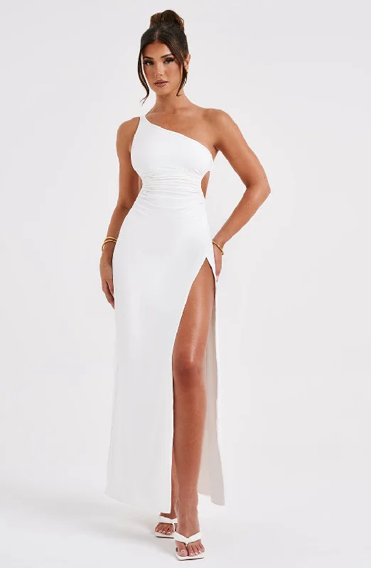 End of Season Sale Alecia Maxi Dress - White