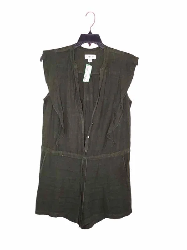 Casual Chic Velvet Green Size M Romper