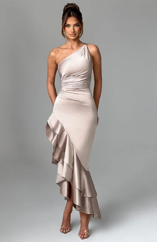 Women Apparel Esmeraya Maxi Dress - Champagne