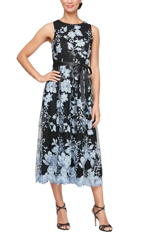 Chic Trend Collection Alex Evenings 51171186 - Floral Embroidered A-Line Evening Dress