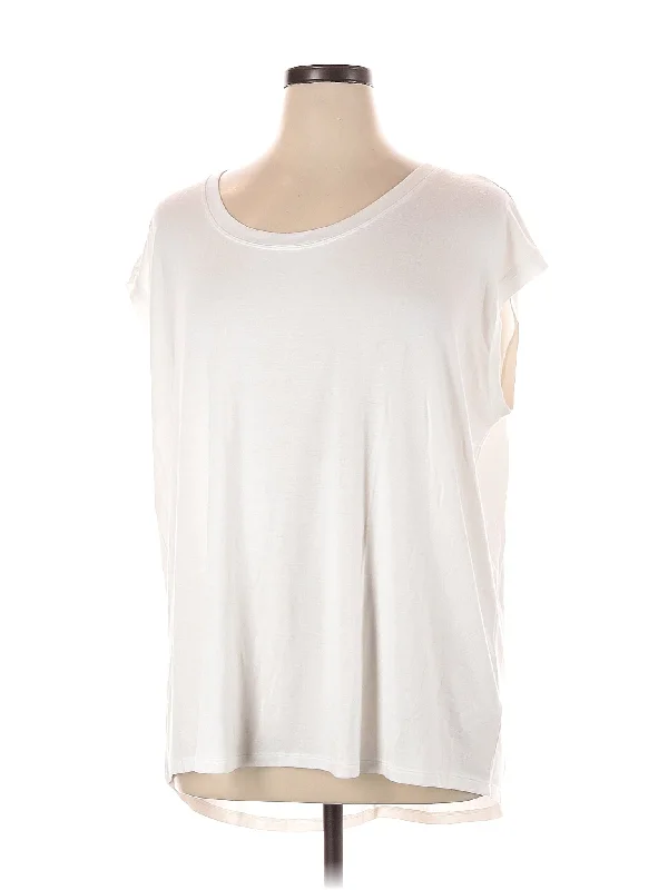 Current Trends Sleeveless T Shirt