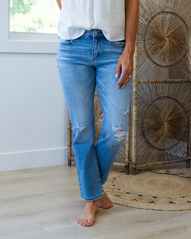 Evening Elegance KanCan Kendall Distressed Straight Jeans